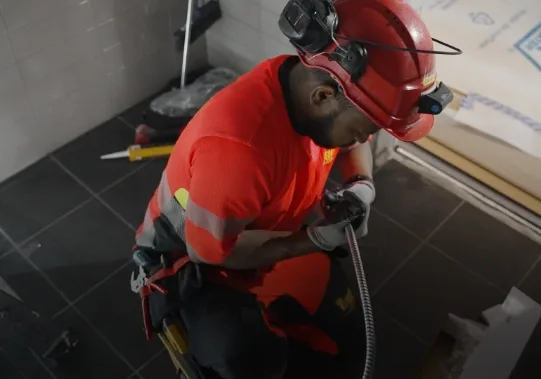 Rørleggertjenester for privatkunder med service og reparasjon av rør og sanitæranlegg