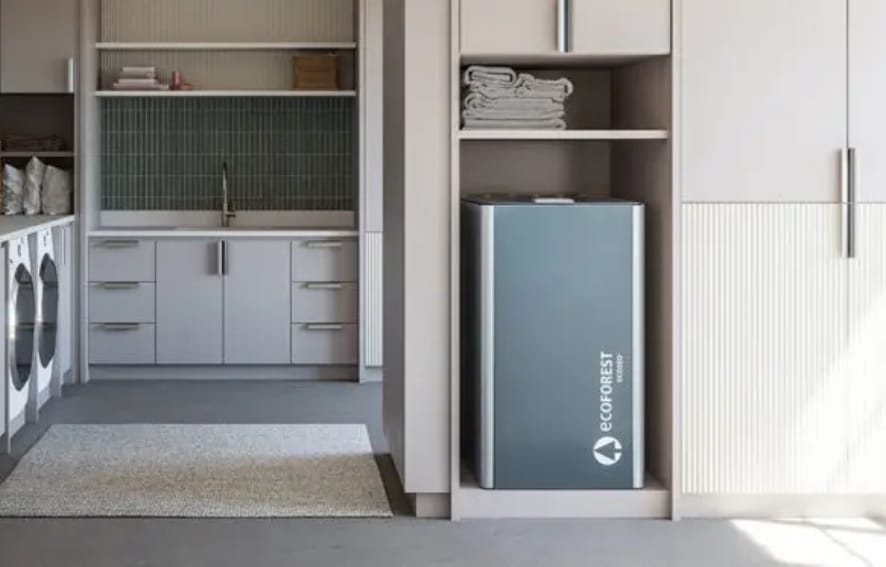 Varmepumpe installert på vaskerom tilpasset boligens varmeanlegg